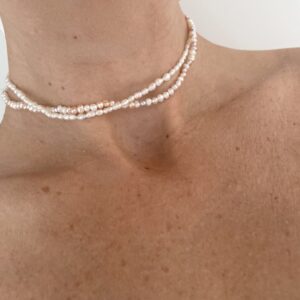 ROSE & WHITE PEARLS